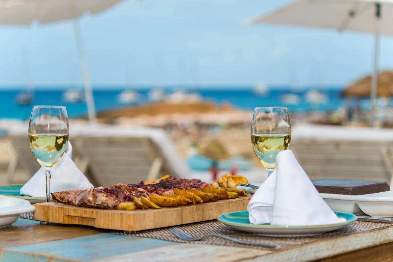 Insotel Tarida Beach Resort & Spa Cala Tarida  Extérieur photo