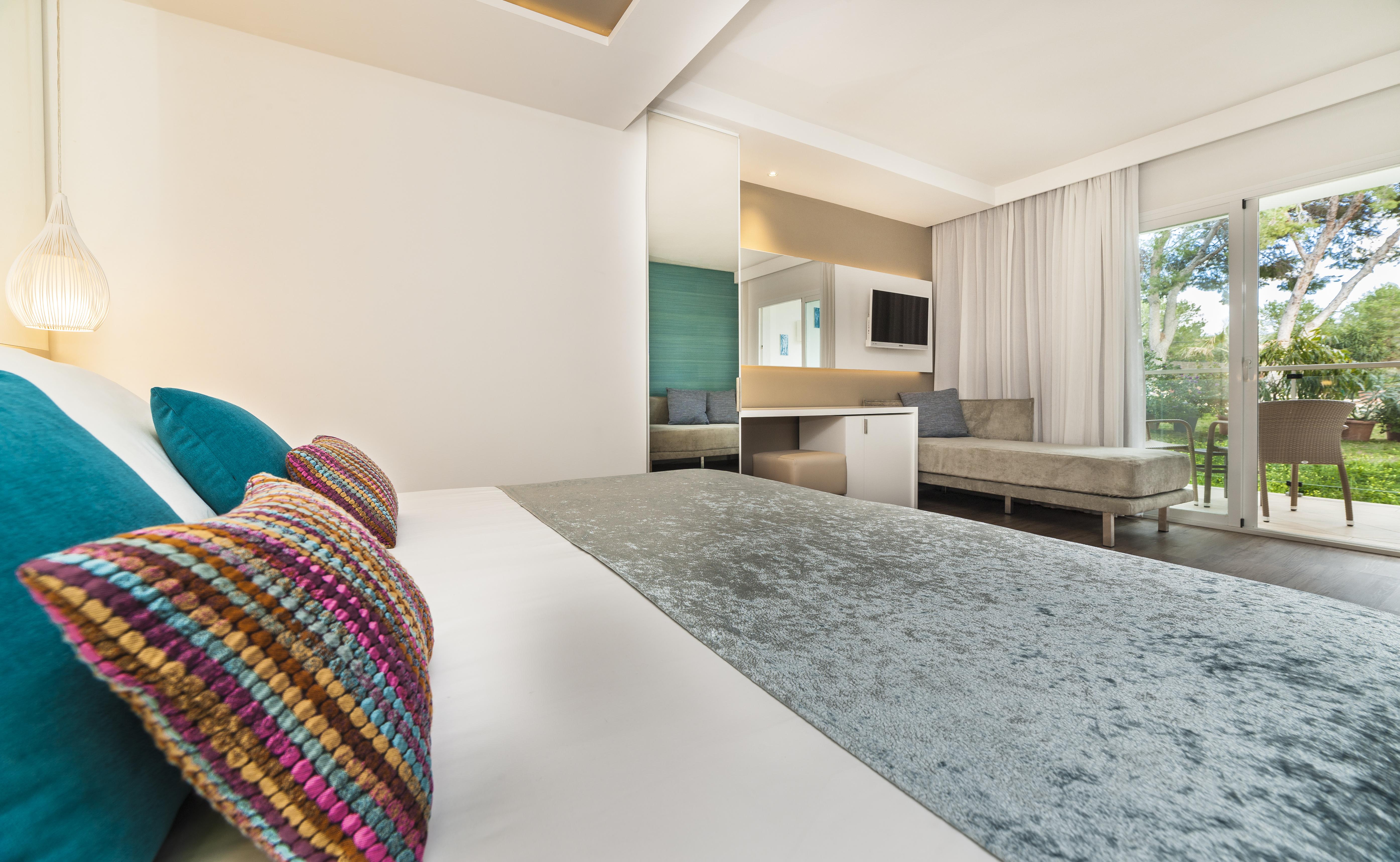 Insotel Tarida Beach Resort & Spa Cala Tarida  Extérieur photo