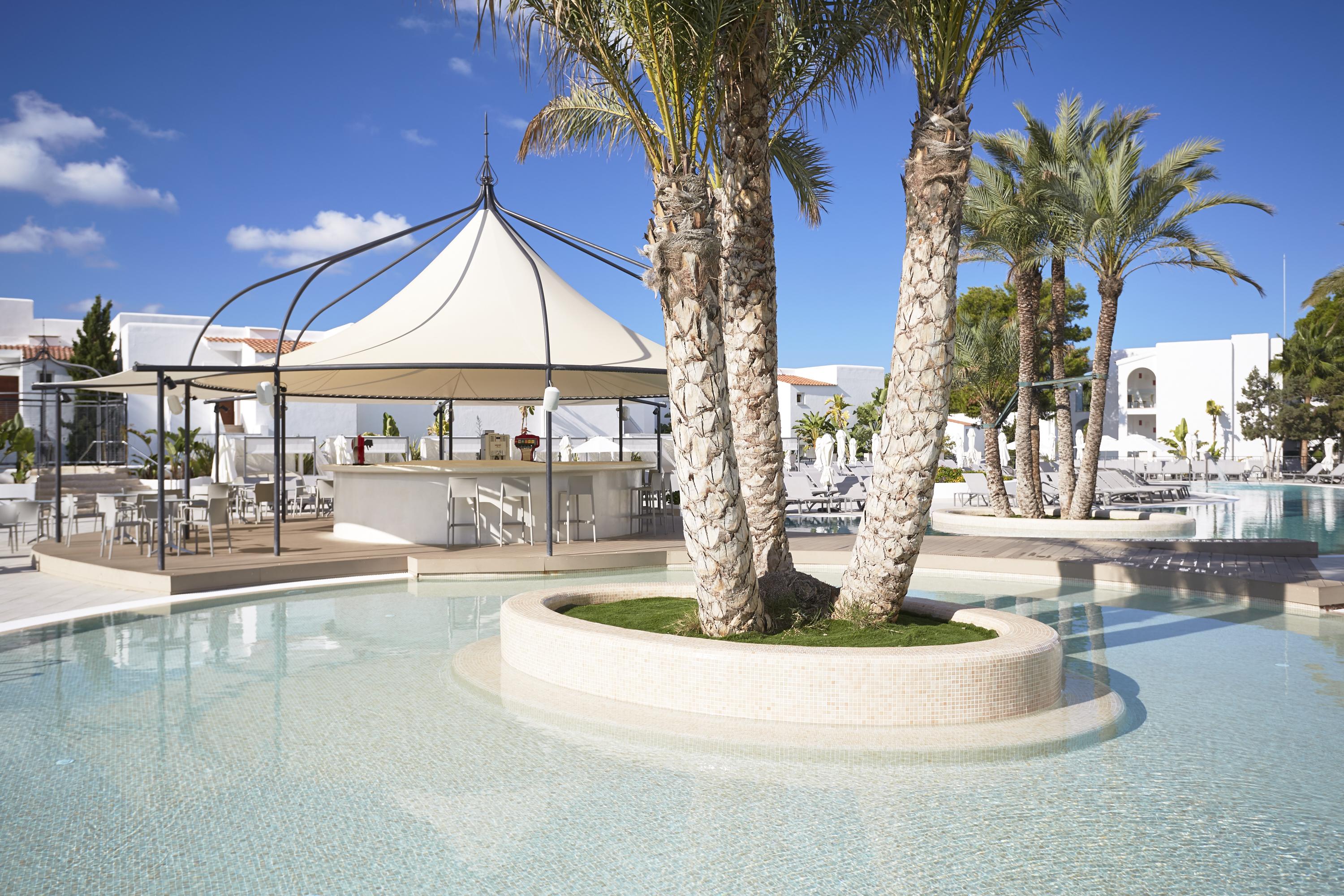 Insotel Tarida Beach Resort & Spa Cala Tarida  Extérieur photo